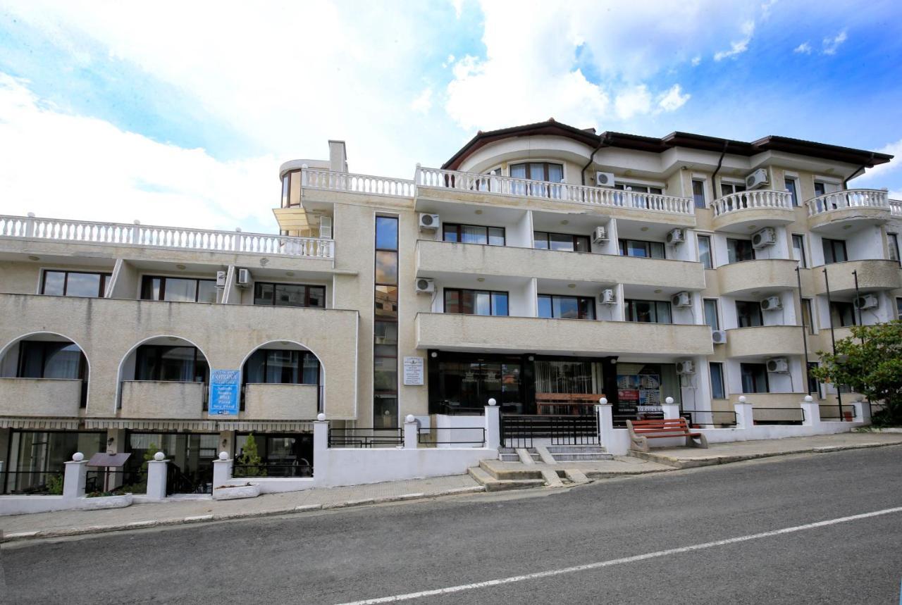 Hotel Corona Sveti Vlas Εξωτερικό φωτογραφία