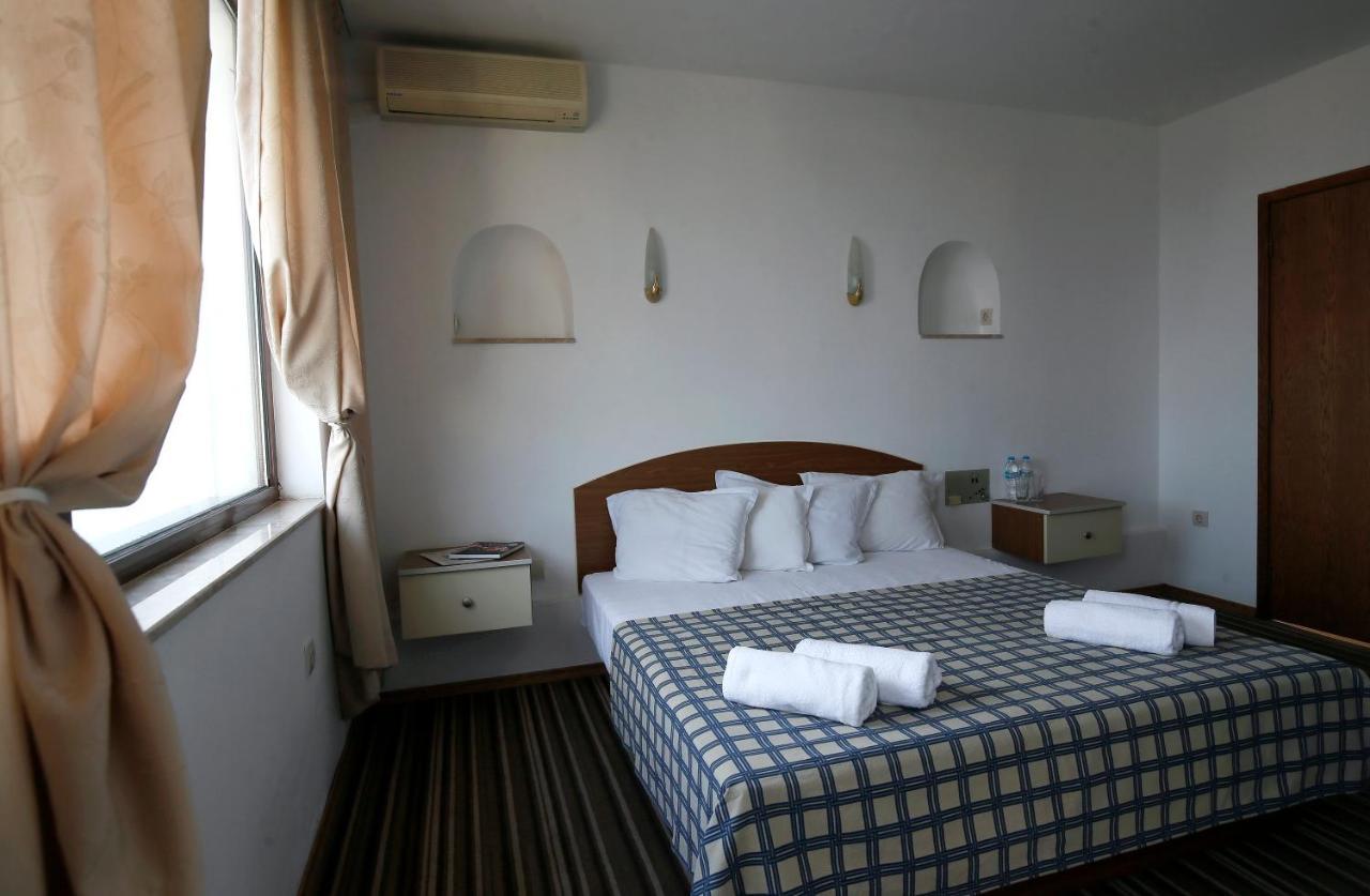 Hotel Corona Sveti Vlas Εξωτερικό φωτογραφία