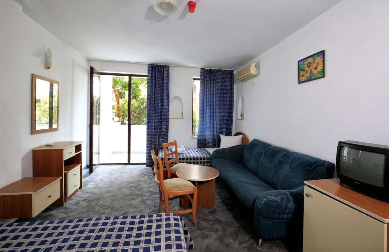 Hotel Corona Sveti Vlas Εξωτερικό φωτογραφία