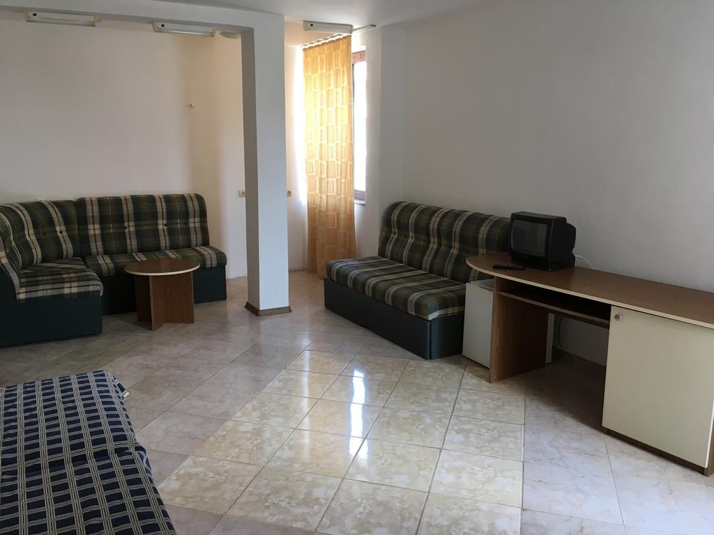 Hotel Corona Sveti Vlas Εξωτερικό φωτογραφία