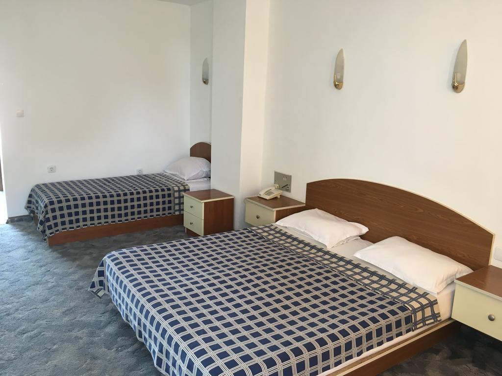 Hotel Corona Sveti Vlas Εξωτερικό φωτογραφία