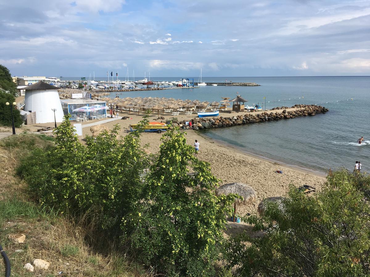 Hotel Corona Sveti Vlas Εξωτερικό φωτογραφία