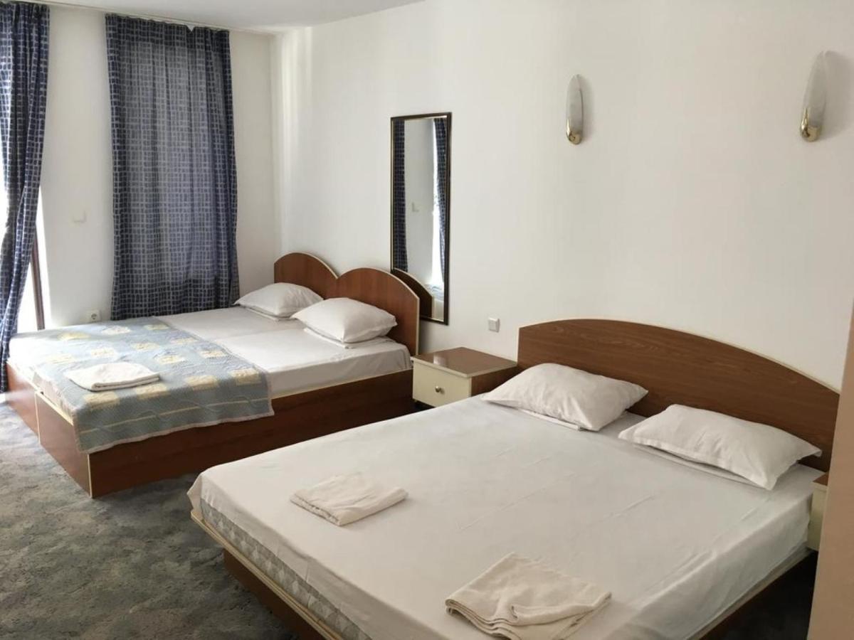 Hotel Corona Sveti Vlas Εξωτερικό φωτογραφία